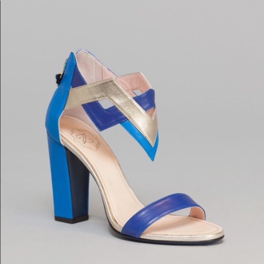 Thomas Lieuvin blue and gold metallic size 6 heels